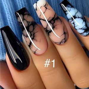 Read description 24pc press on nails